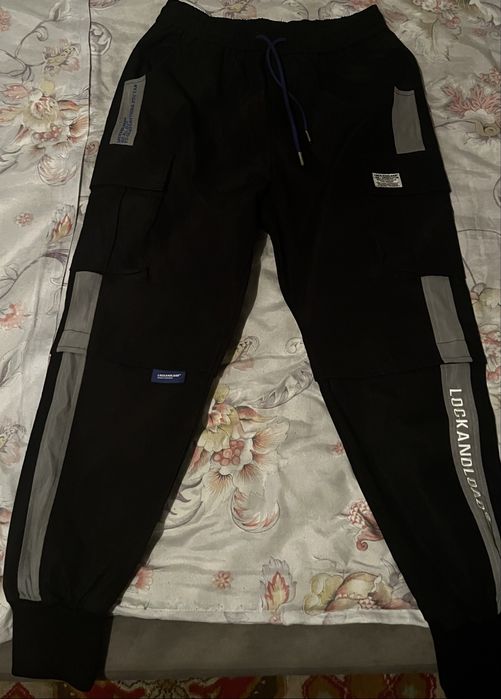 Штаны как у кисы из сериала ”Черная Весна”