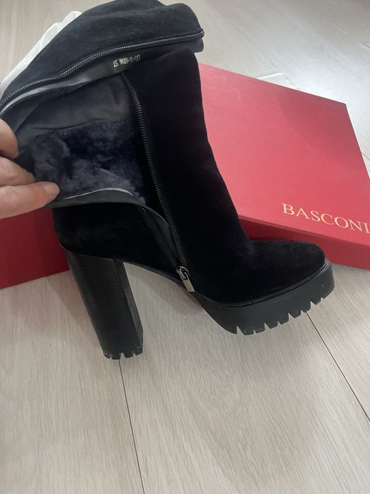 Прдам сапоги размер 36 состояние новый