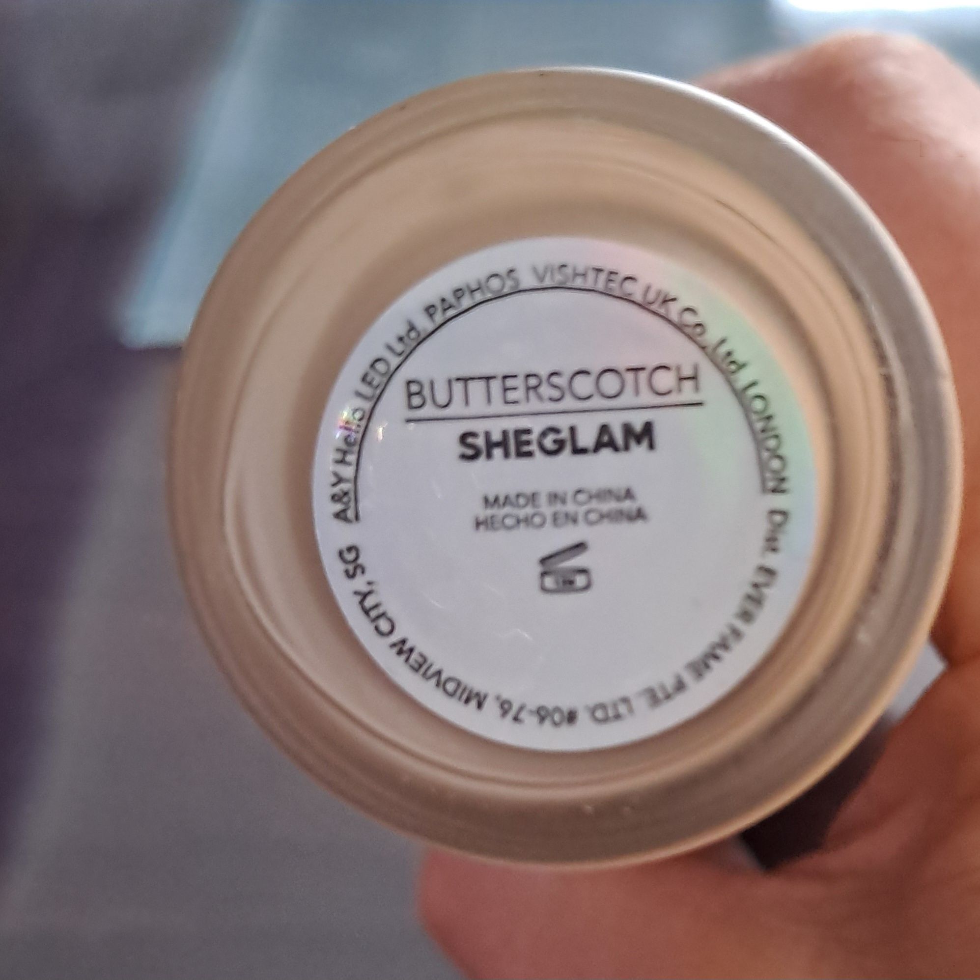 Фон дьо тен Sheglam