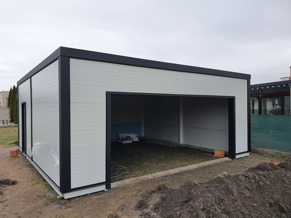 Garaj metalic din panouri sandwich termoizolante 3 x 6.5m