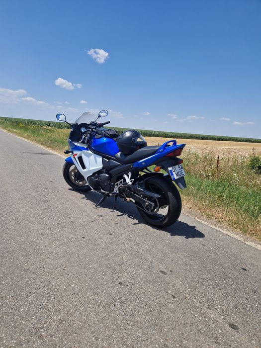 Vând Suzuki gsx-f, se poate limita A2,, an 2012