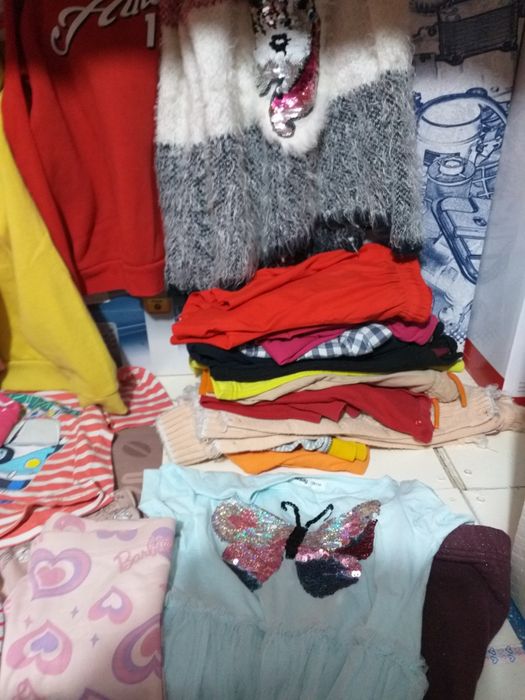 Lot Haine Fetite Nr 124-134 ...30.Articole