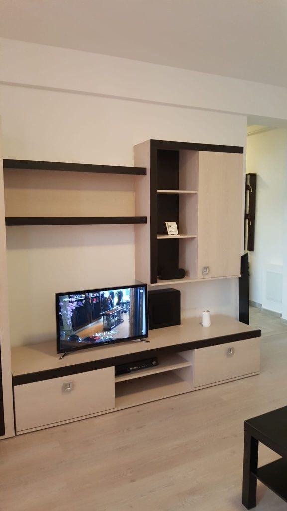 Apartament cu 2 camere de închiriat