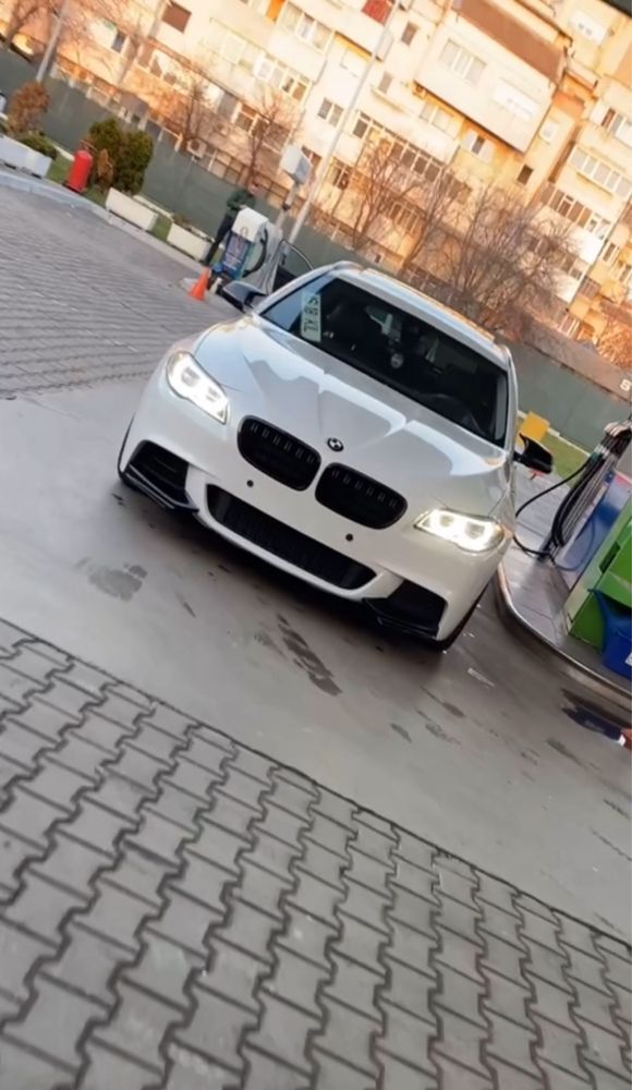 Vand pachet bara fata / spate praguri BMW F10 / F11 difuzor M