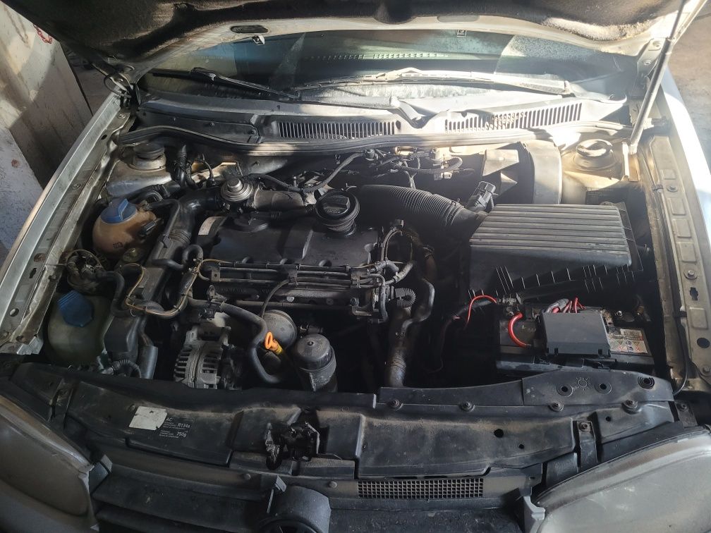 Capota , Motor Vw Golf 4. 1.9 ATD