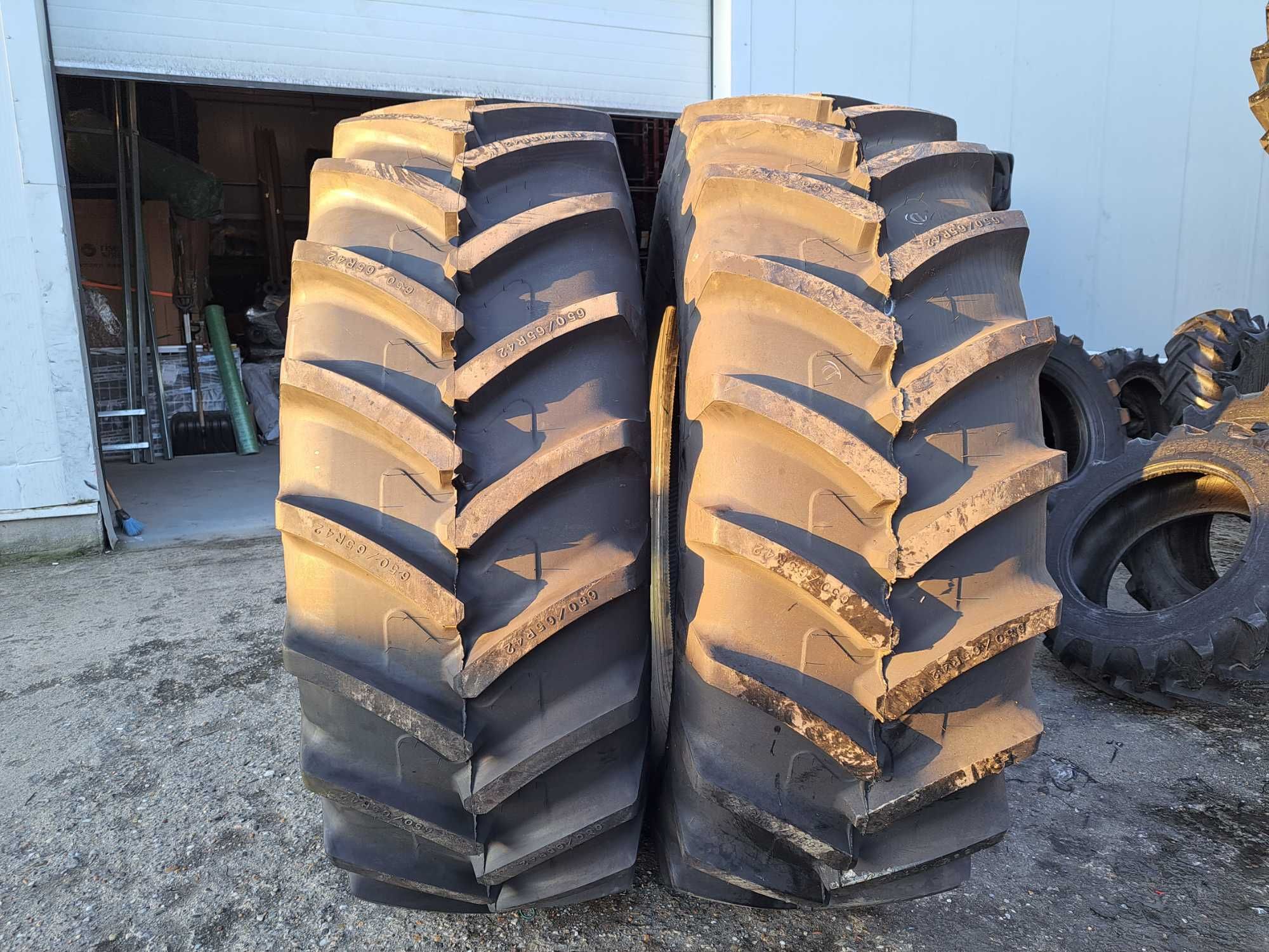 Cauciucuri noi de TRACTOR 650/65 R42 ARMOUR anvelope JOHN DEERE