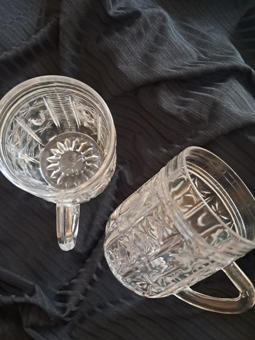 Продам хрустальную посуду.