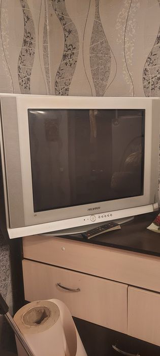 Телевизор самсунг