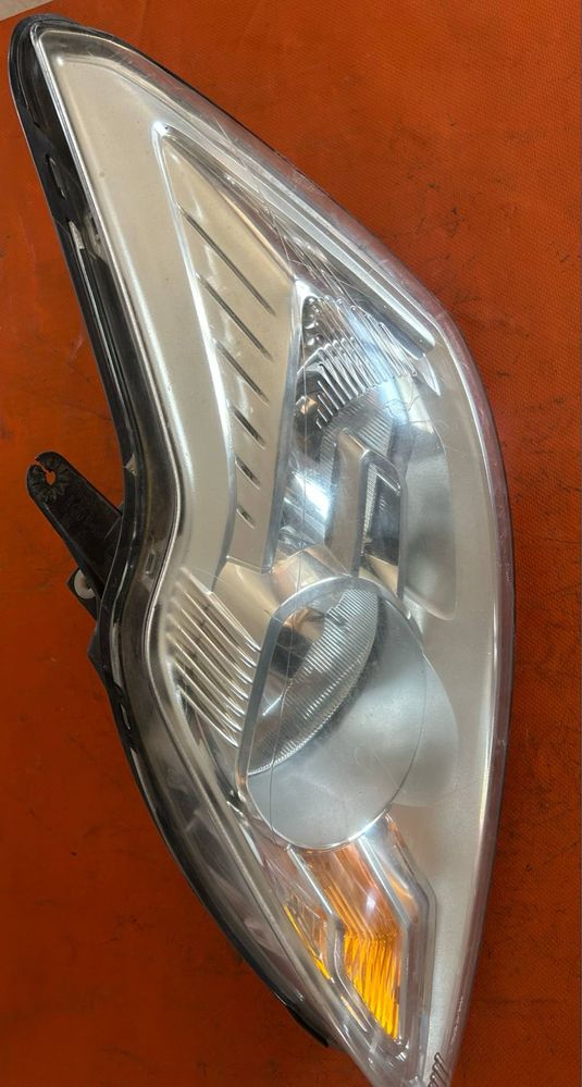 Far  stanga Ford Focus 2 Facelift 2007-2010