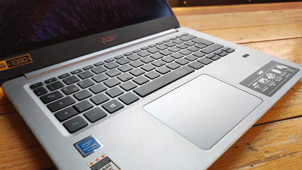 Laptop Acer Swift SF114
