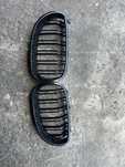 Grile (nari) duble negru lucios BMW e60/e61 nfl/fl