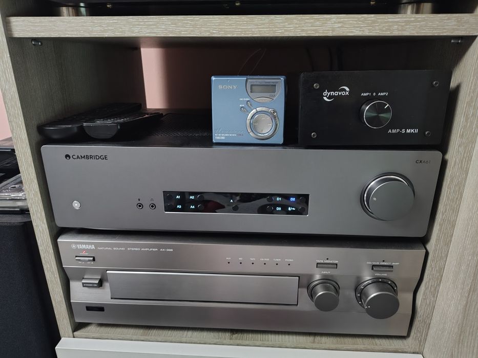 Vand schimb amplificator Cambridge CXA61