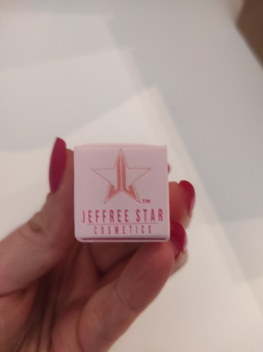 Нова козметика- Jeffrey Star