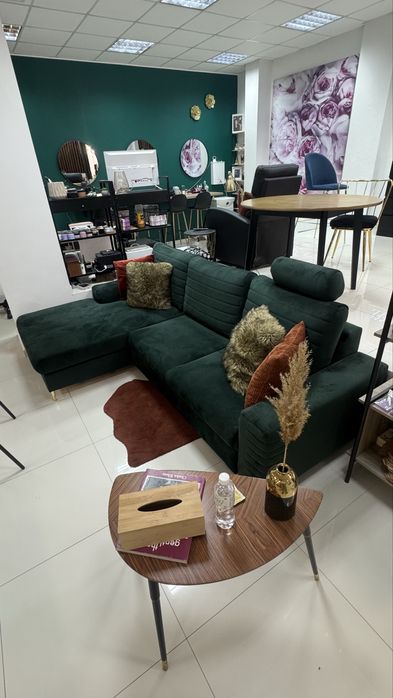 Диван триместен кадифе