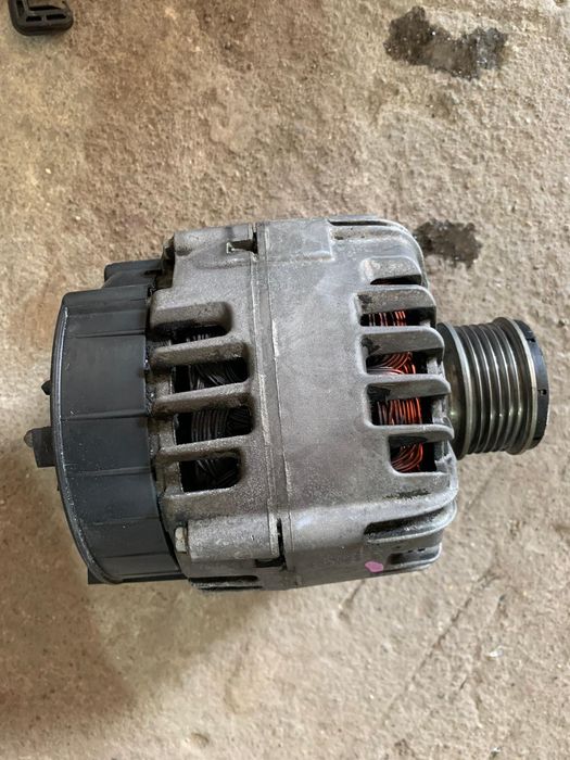 Alternator Renault Scenic 3 MONOVOLUM TG15c146