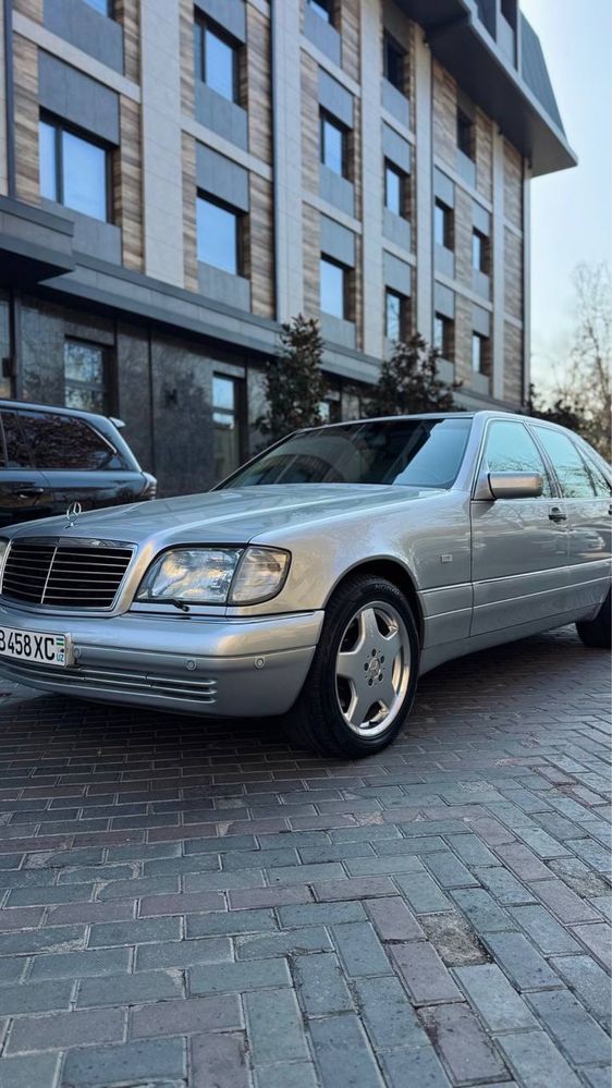 Mercedes-Benz W 140 S 280