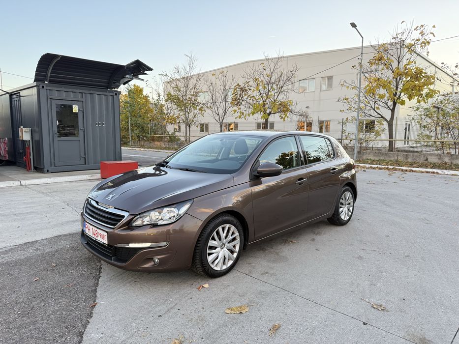 Peugeot 308 Hatchback , 1.6 hdi , fabr. 2014 , Led , Carte Service !!