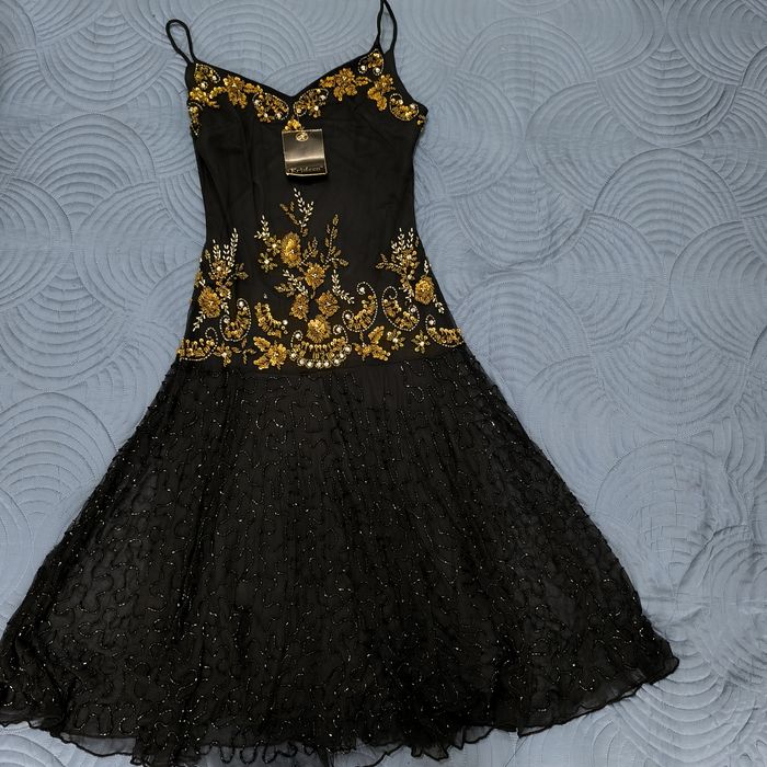 Платье ручной работы с бисером.