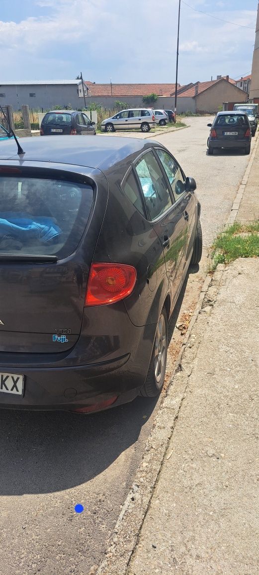 Seat altea 1.9 TDI 105 ks бартер за мини ван.