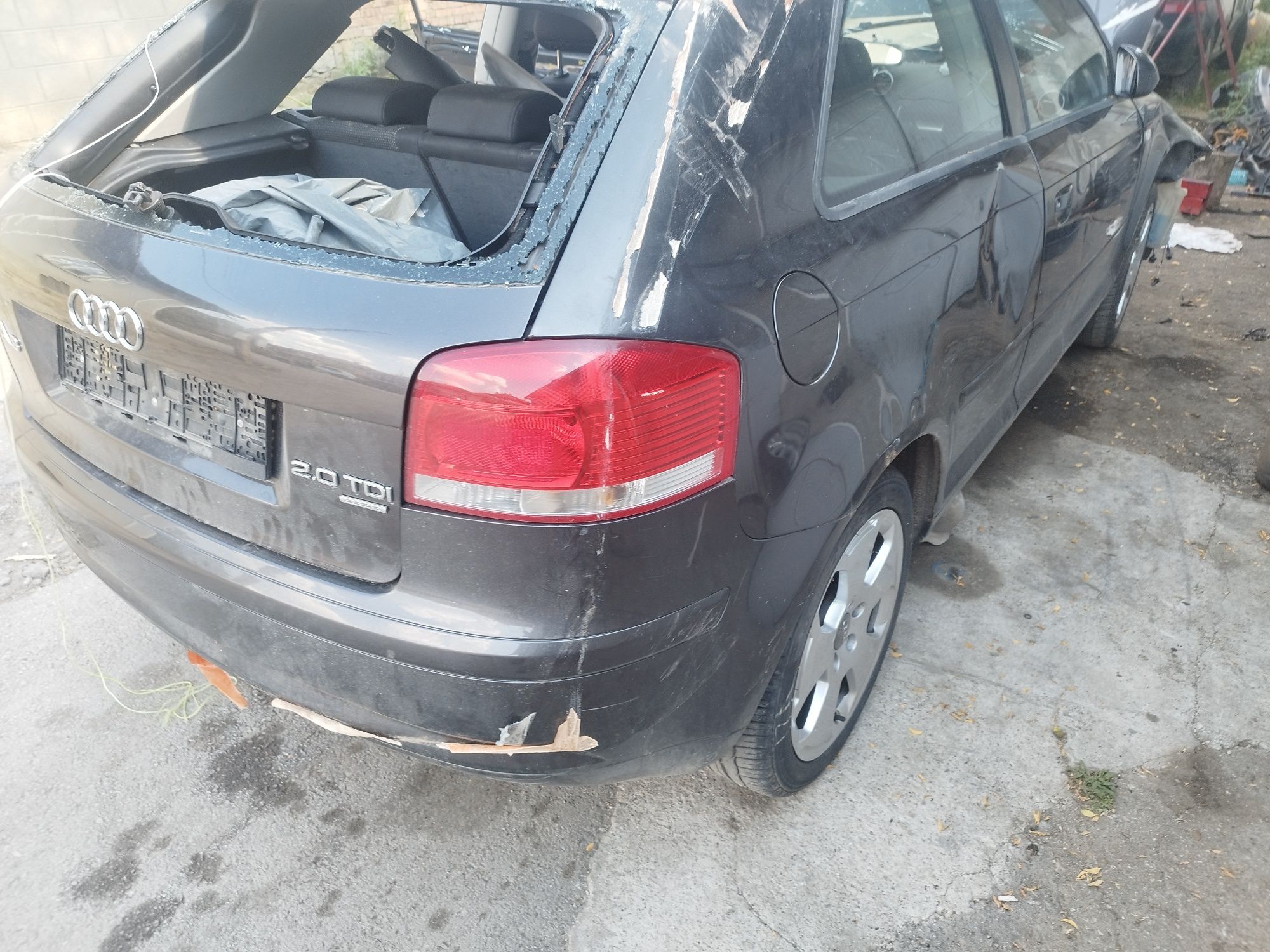 Продавам на части Ауди А3 8p 2.0 140 BKD 4x4