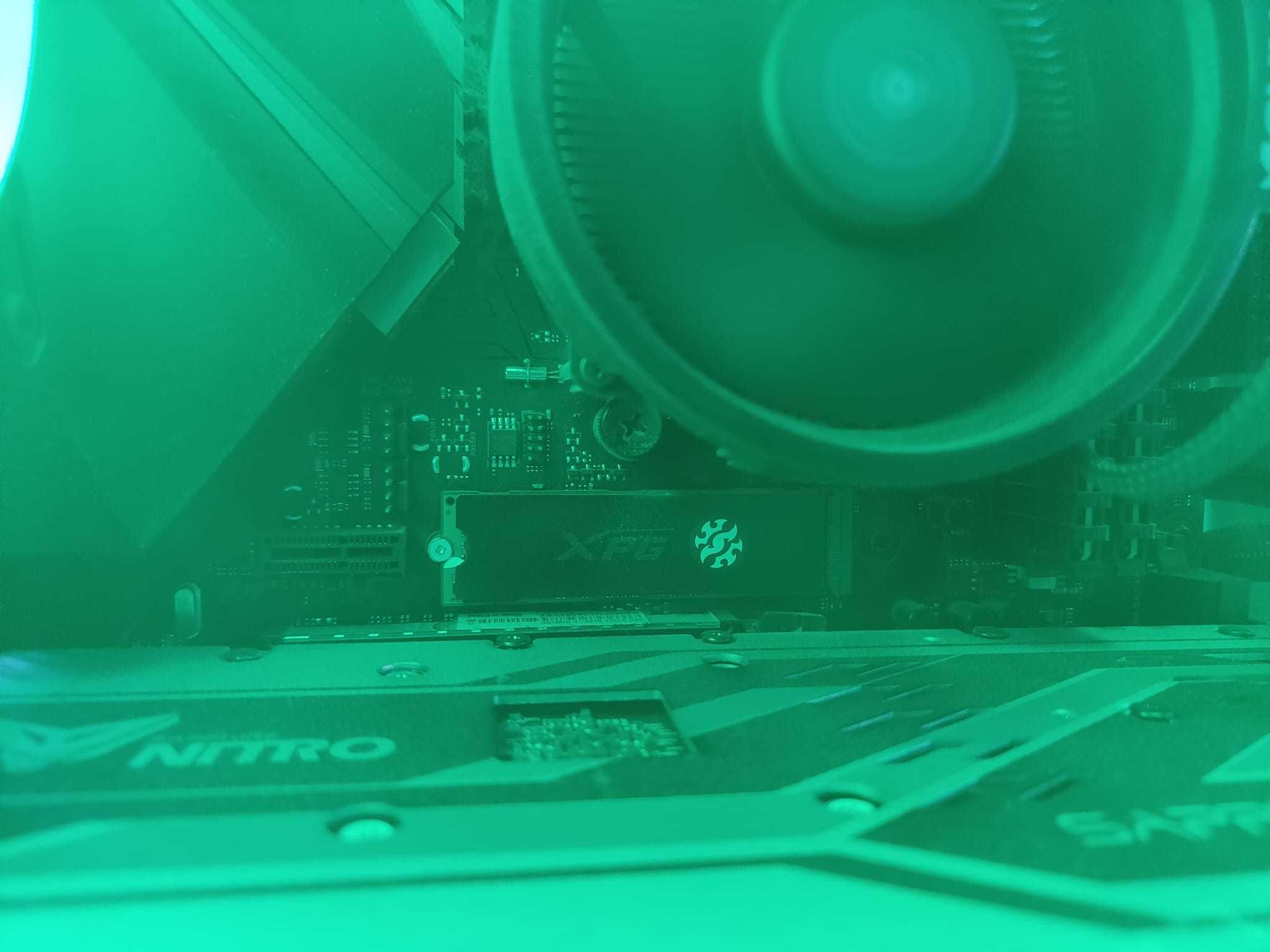 Vand SSD-uri M2 Samsung de 256 GB, 90 de ore de functionare
