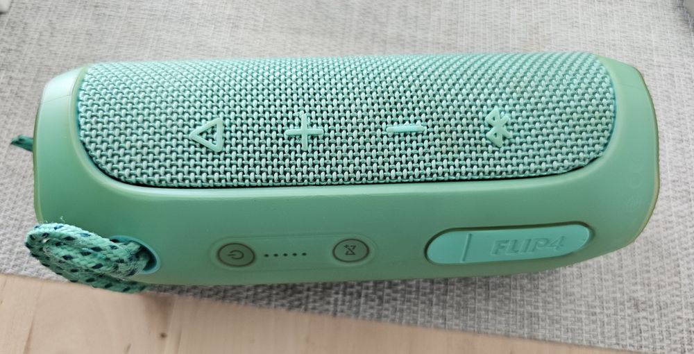 JBL Flip4 si JBL FLIP Essential 2, originale