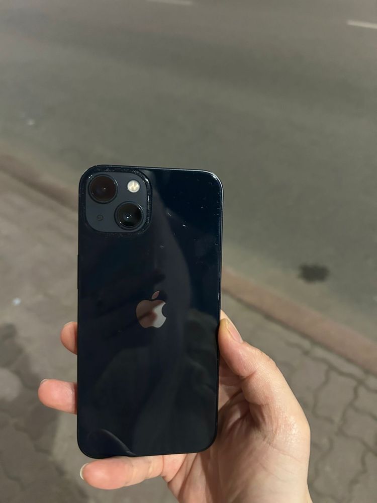iphone 13 отличном состояний.