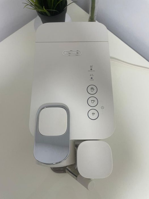 Espressor Nespresso Lattissima One Evolution / Suport Metalic Capsule