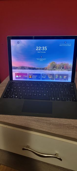 Microsoft Surface Pro 5   12.3 инчов