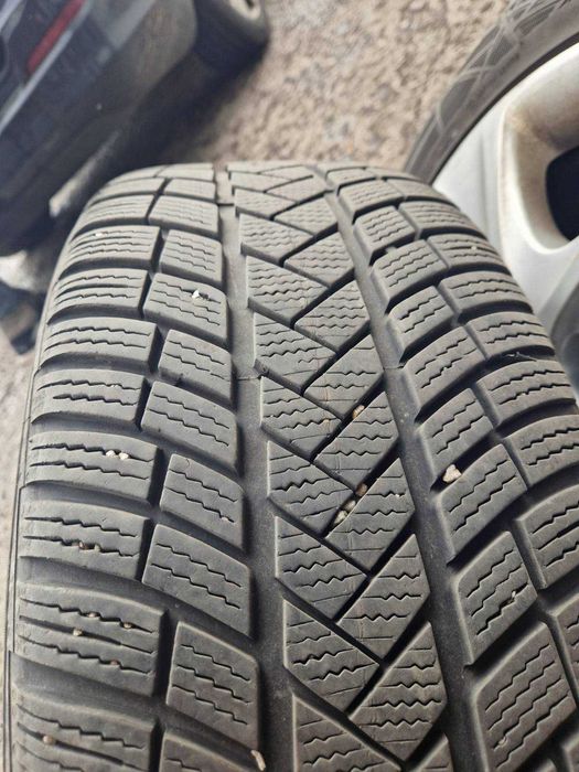 Зимни гуми Vredestein WinTrack 225 / 50 / 17 DOT 21 г. 4бр.