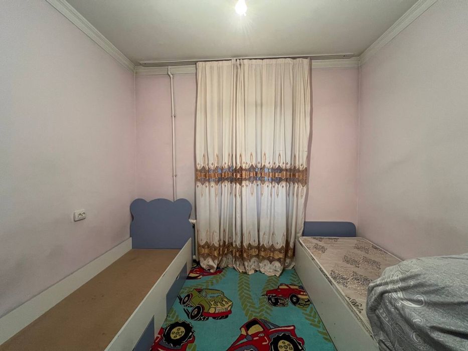 Продаётся  3в4/4/5 92 м2(сдвоенный зал) на Юнусабаде 15 кв-л