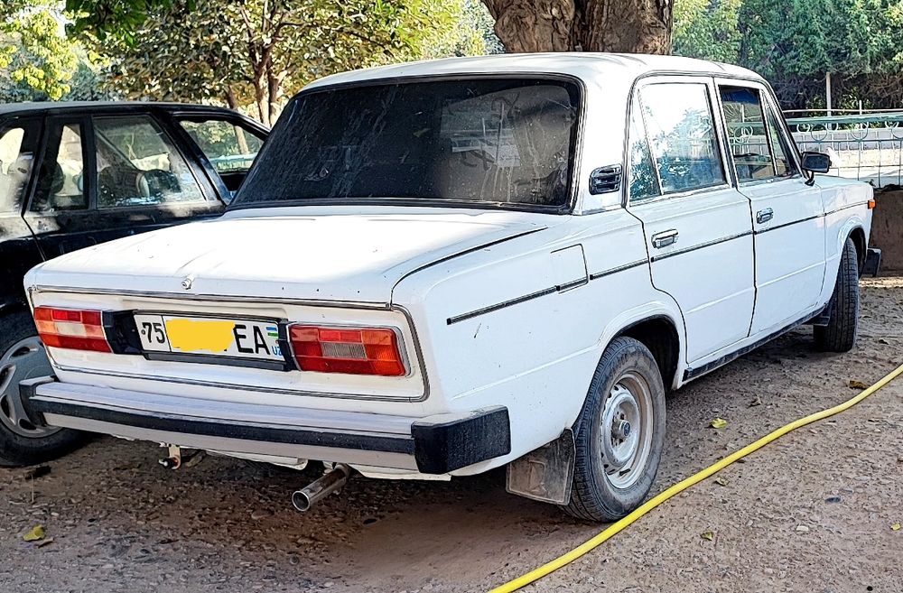 Vaz 21 06 yaxshi holatda