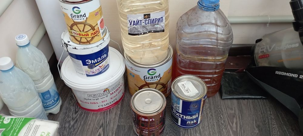 Лак яхтовый.Клей ПВА.Уайт спирит