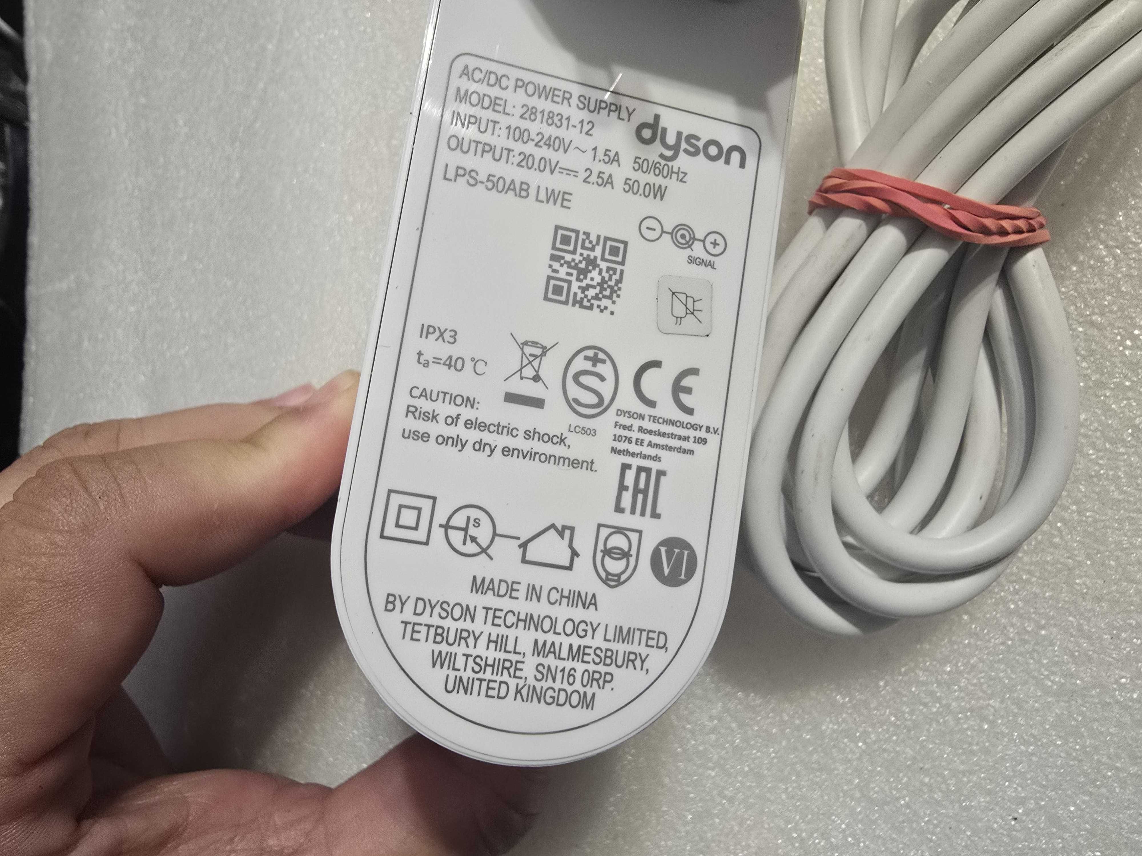 Alimentator original Dyson 20V 2.5A, 50W 281831-12 - poze reale