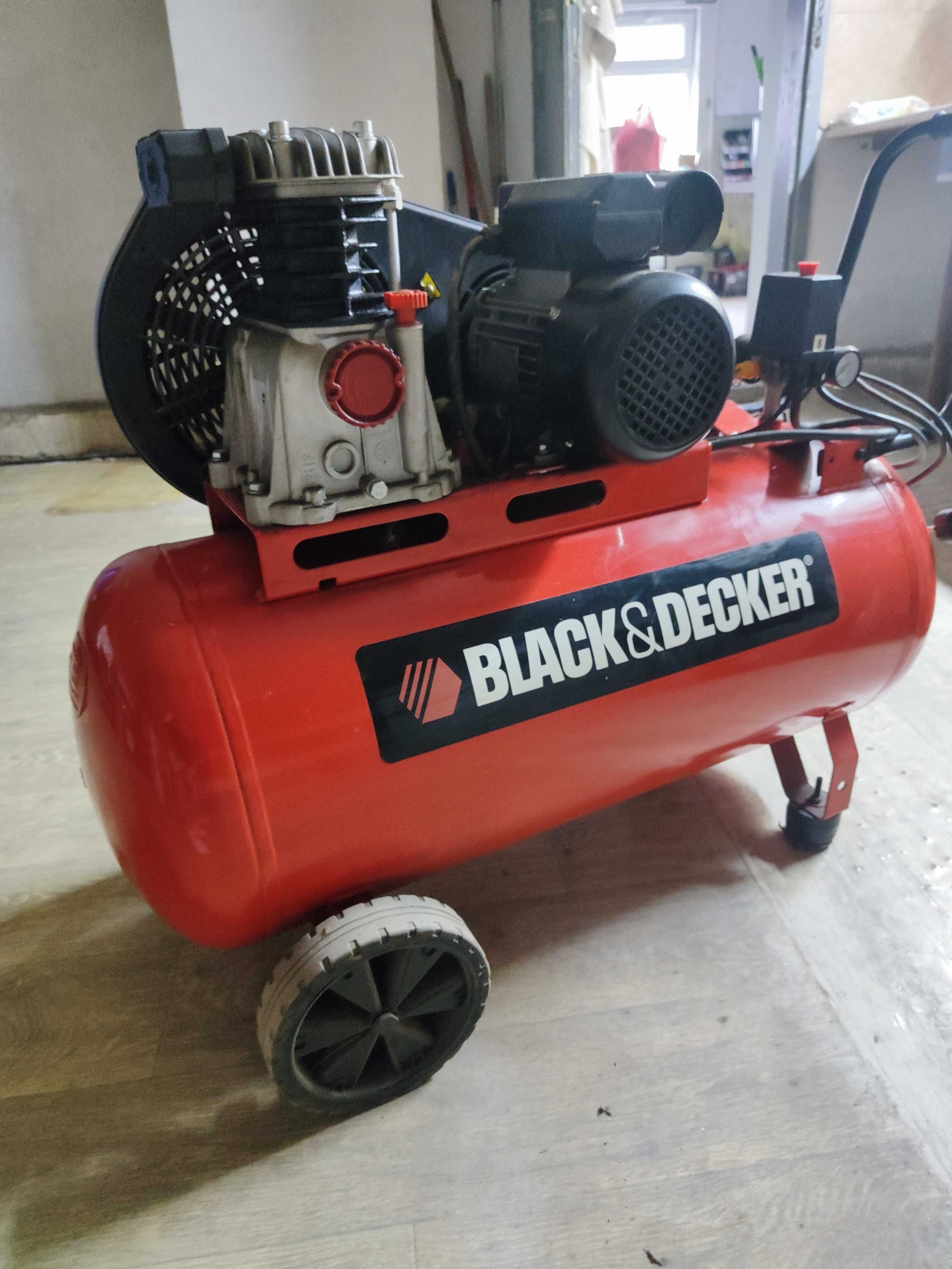 Компресор Black&Decker BD220-100-2M