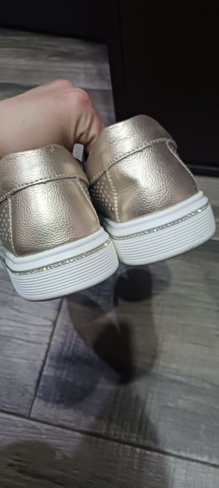 Дамски обувки , естествена кожа