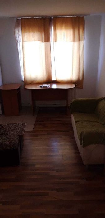 Garsonieră de închiriat