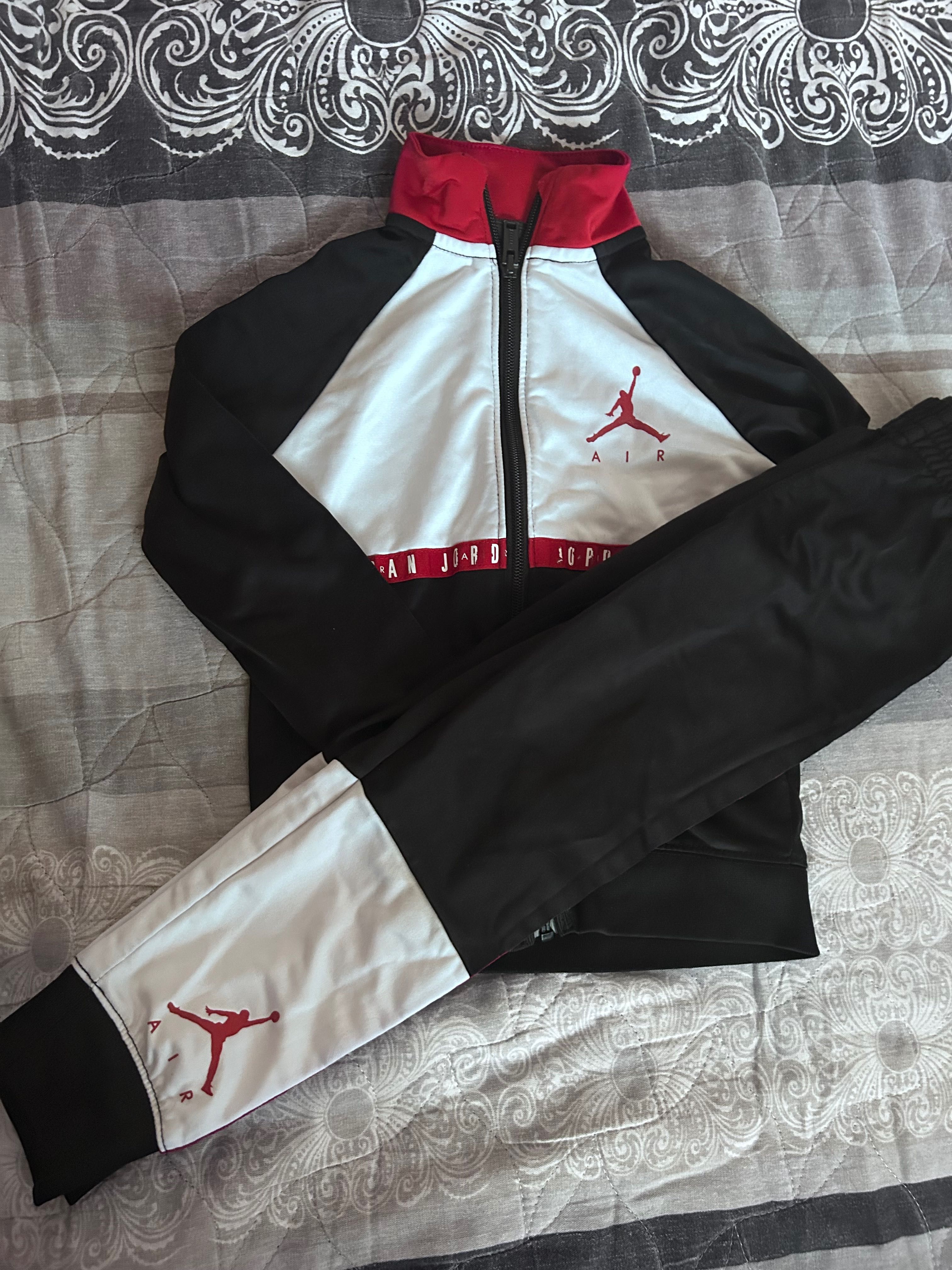 Оригинален детски екип jordan