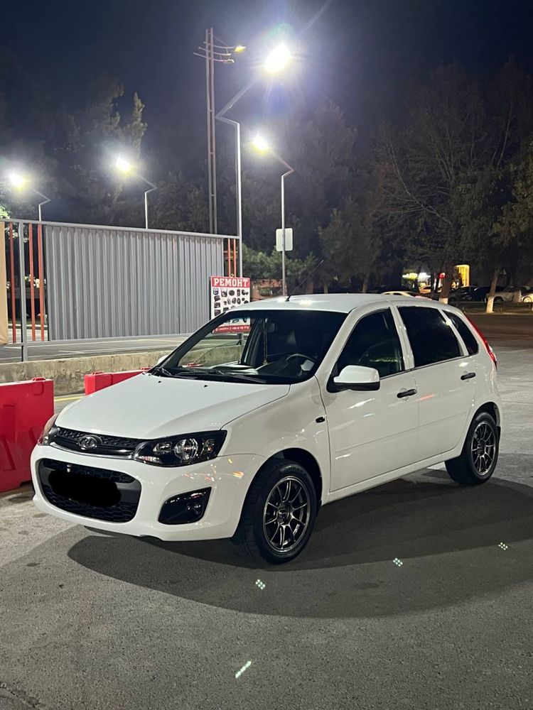 •Lada Kalina 2 2015•