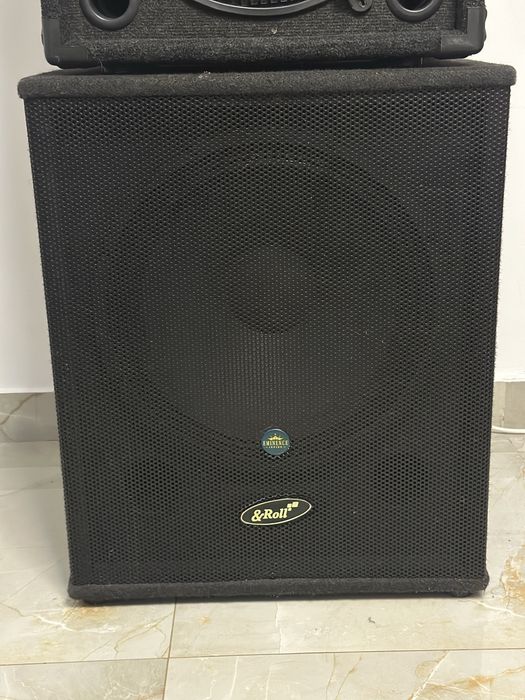 Bass 650 w rms Eminence ,putere Behringer Ep2000