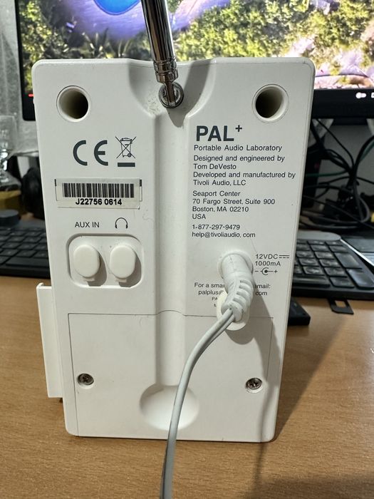 Radio FM Dab Tivoli Pal+