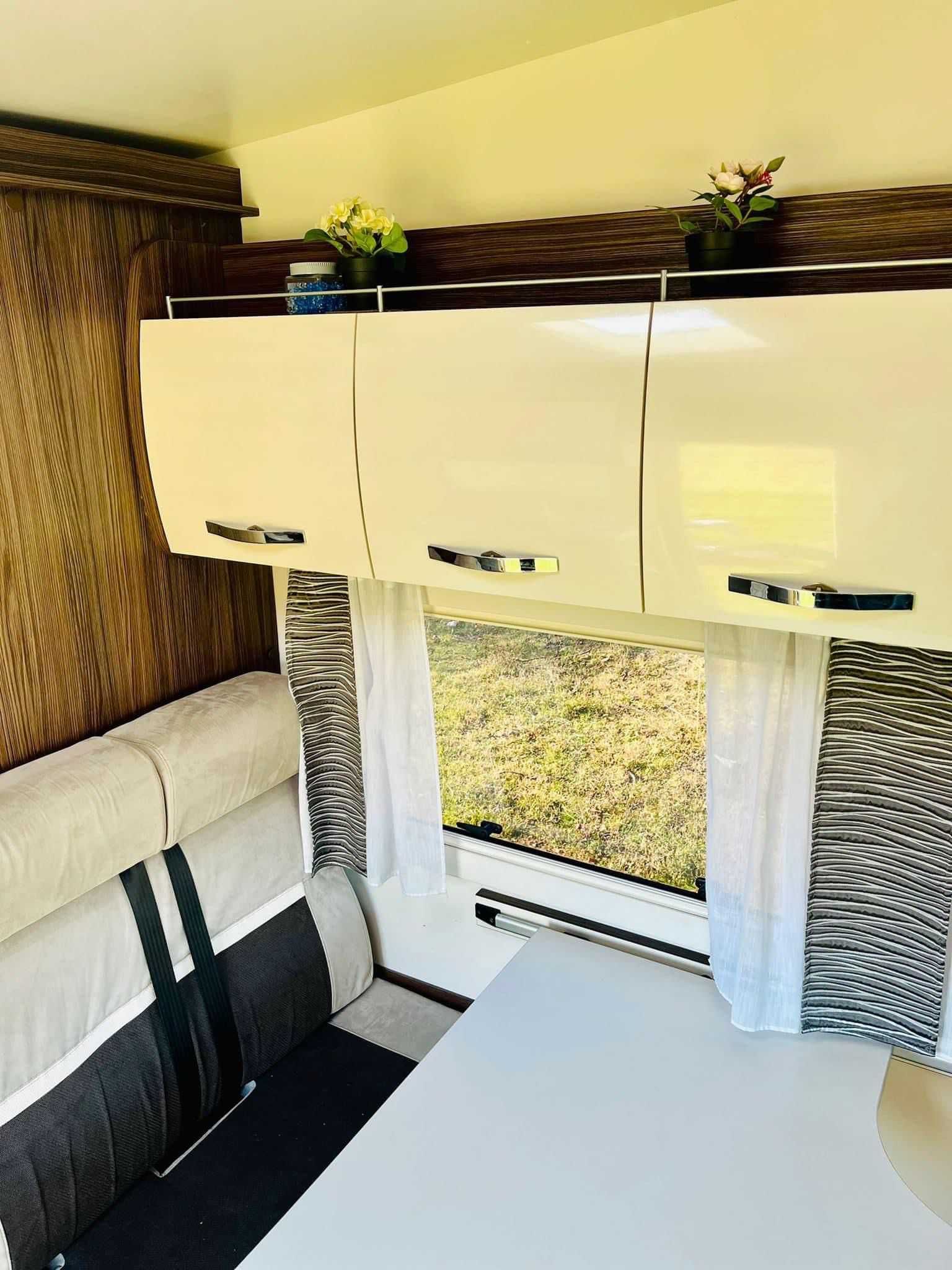Inchiriere autorulota Benimar 340up Sport