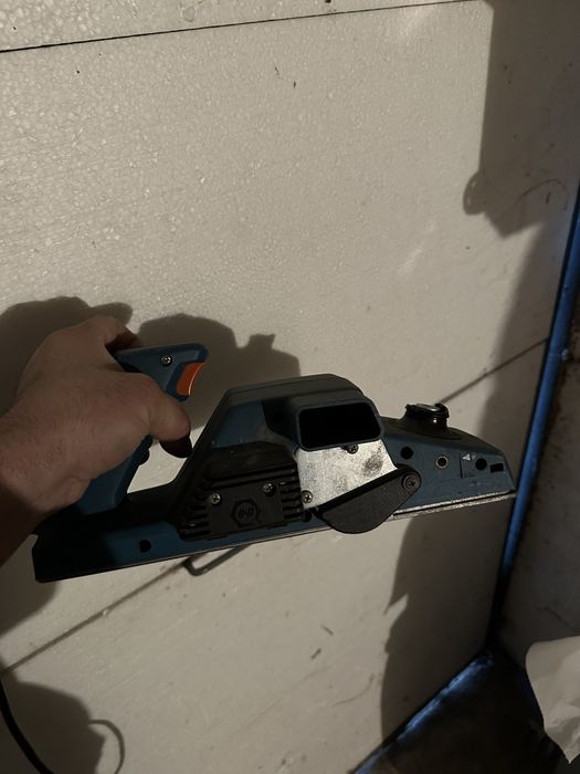 Rindea electrica cu 2 cutite