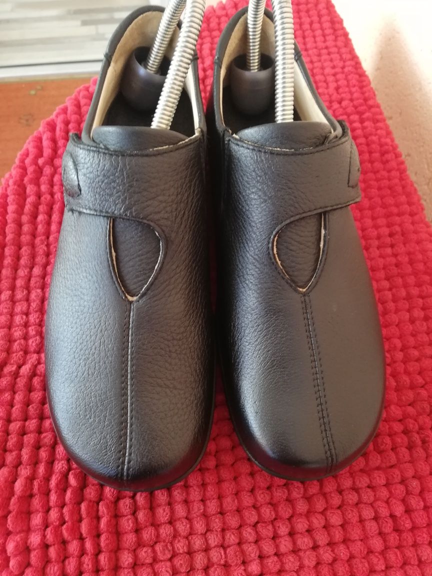 Pantofi piele dama Highlander nr 39 ușori cu scai