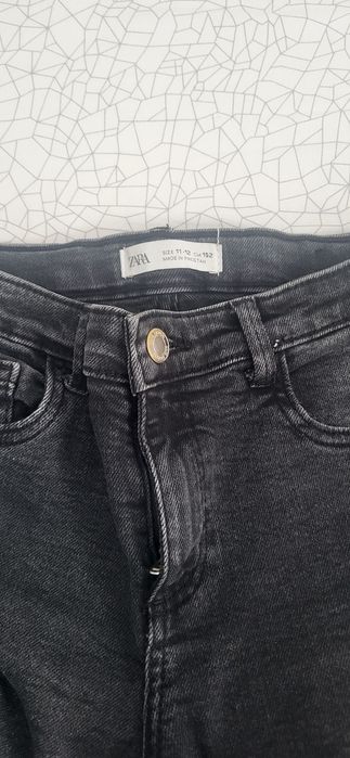 Jeans/Blugi ZARA Fete  3 perechii 90 RON
