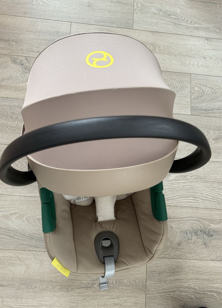 Cybex Стол за кола Aton S2 i-Size (0-13 кг.) + ПОДАРЪК Адаптори