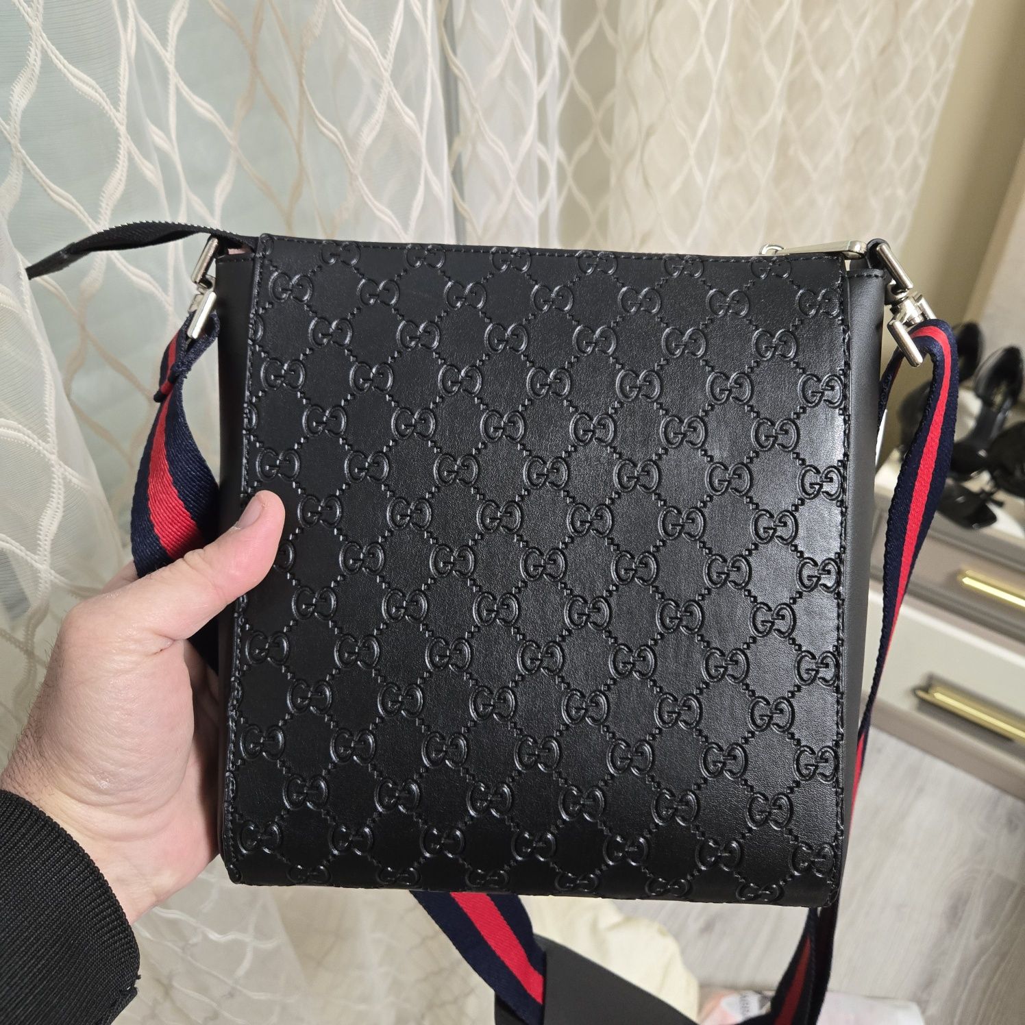 Мъжка чанта gucci