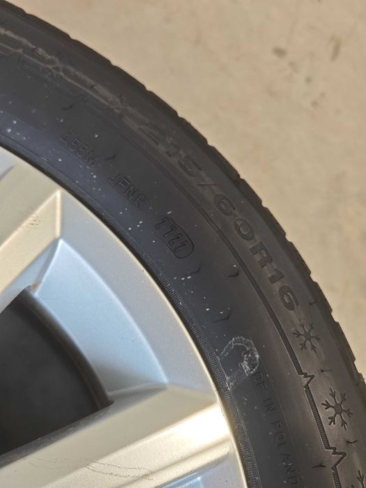 Roti/Jante VW Passat B8 cu anvelope de iarna 215/60R16 model MERANO