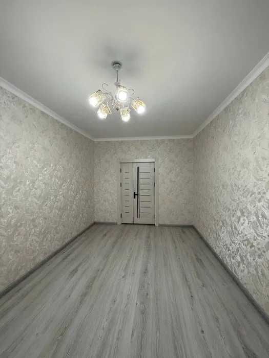 Продается 3х комнатная квартира,Район Сергели 7,метро 3 я станция,0837