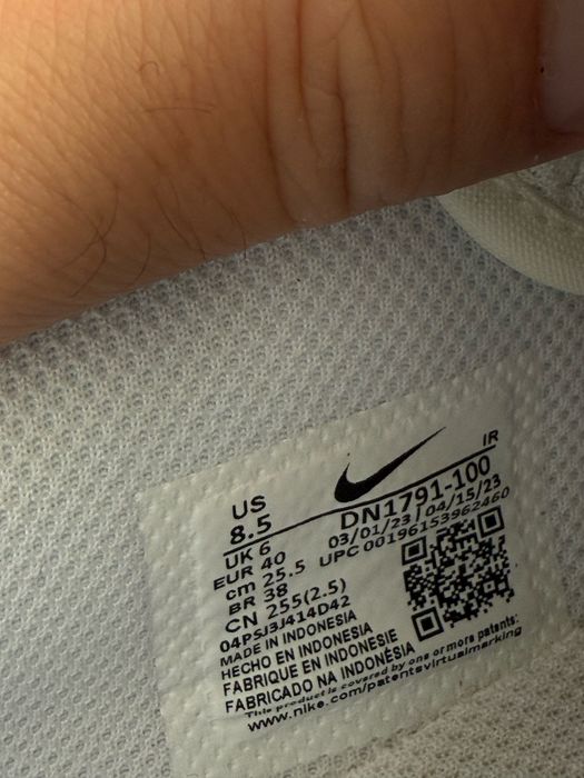 Nike Cortez unisex adidasi alb cu negru marimea 40 noi originali